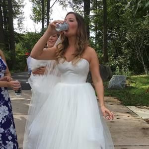 Meet your Posher, Megan